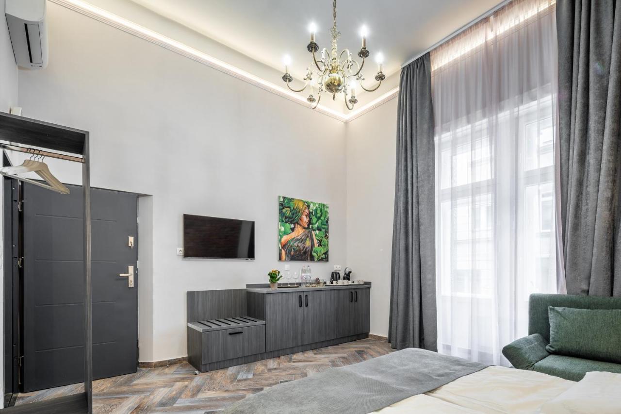 Budapest Marvelous Apartment In Andrassy Boulevard Bagian luar foto