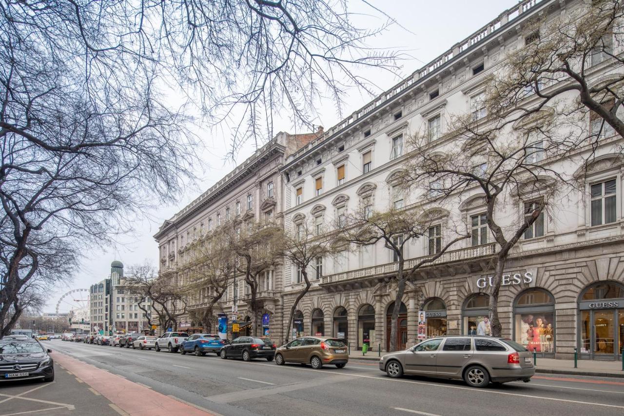 Budapest Marvelous Apartment In Andrassy Boulevard Bagian luar foto