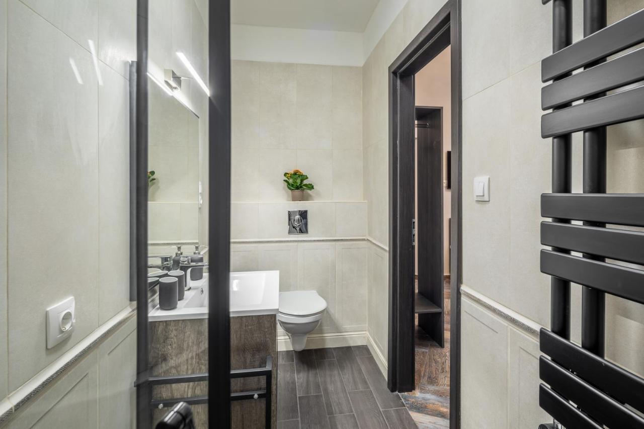 Budapest Marvelous Apartment In Andrassy Boulevard Bagian luar foto