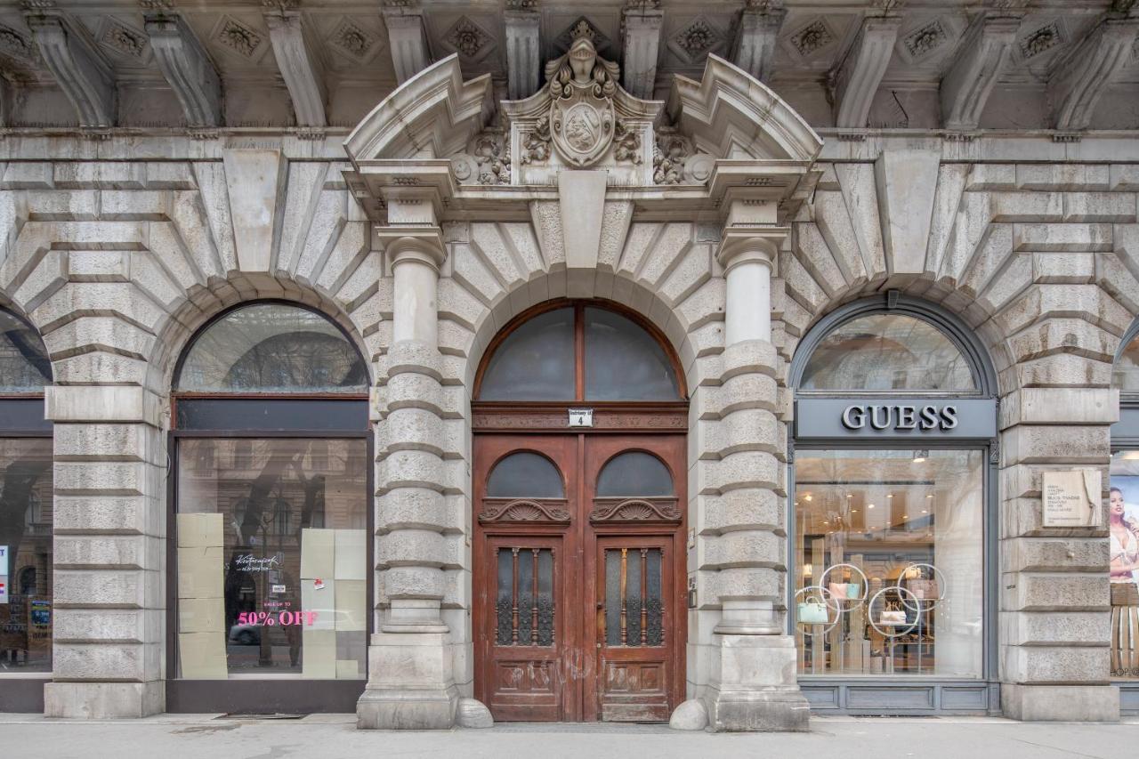 Budapest Marvelous Apartment In Andrassy Boulevard Bagian luar foto