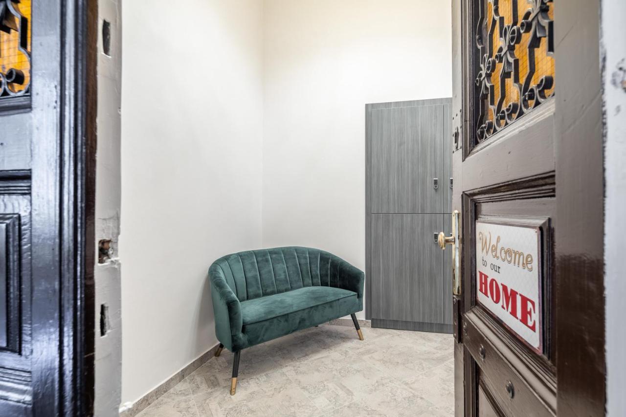 Budapest Marvelous Apartment In Andrassy Boulevard Bagian luar foto