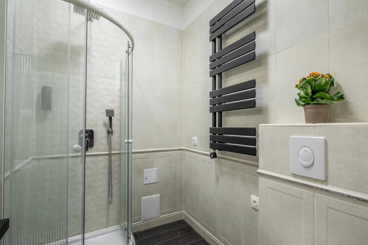 Budapest Marvelous Apartment In Andrassy Boulevard Bagian luar foto