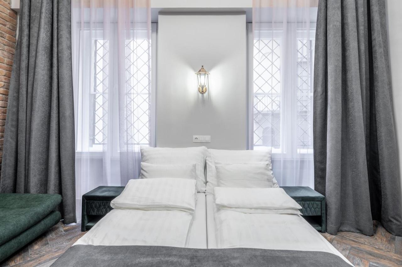 Budapest Marvelous Apartment In Andrassy Boulevard Bagian luar foto