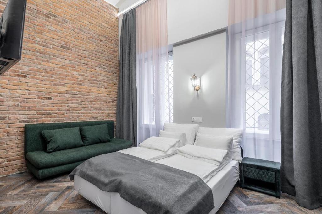 Budapest Marvelous Apartment In Andrassy Boulevard Bagian luar foto