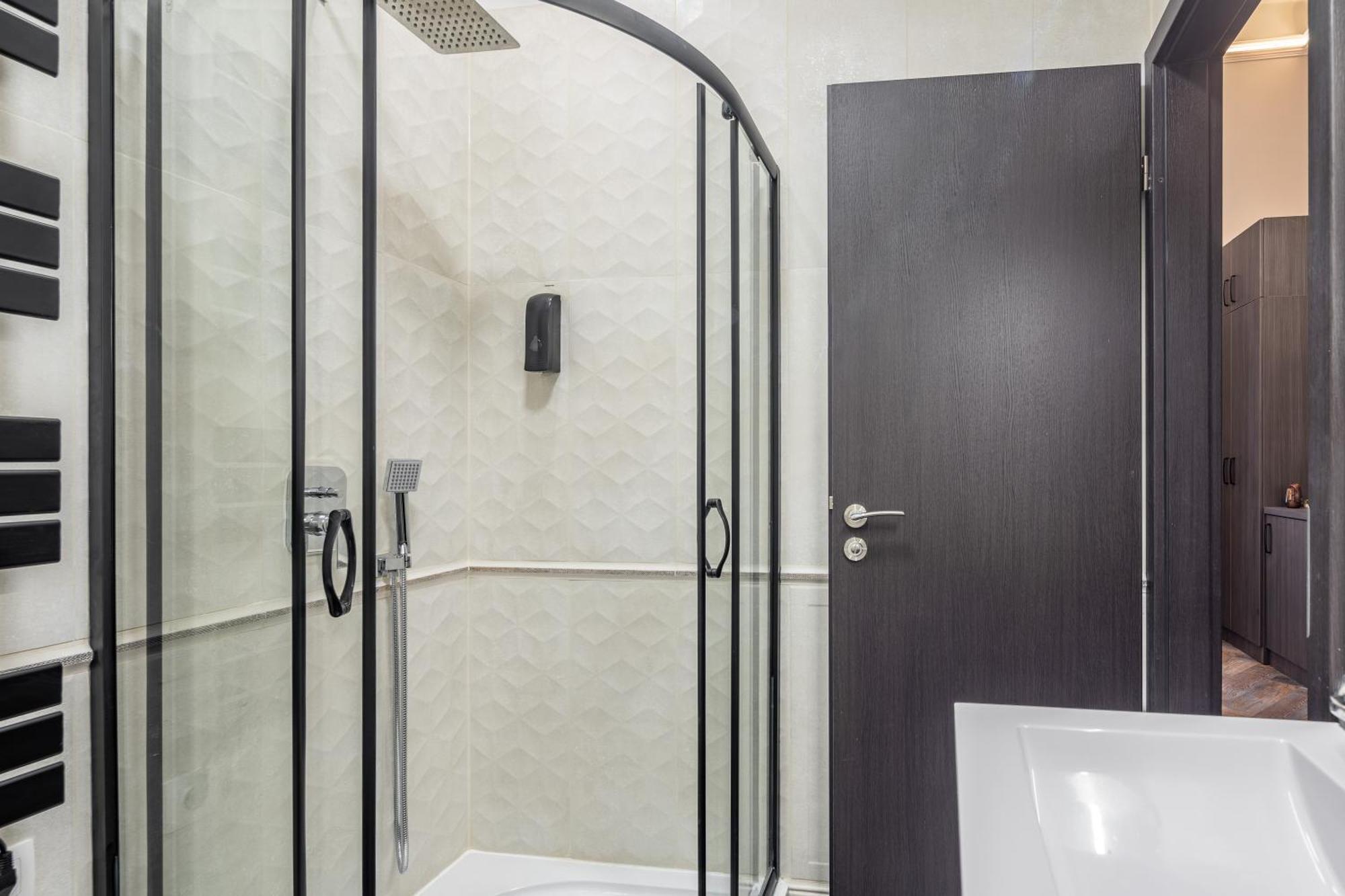 Budapest Marvelous Apartment In Andrassy Boulevard Bagian luar foto