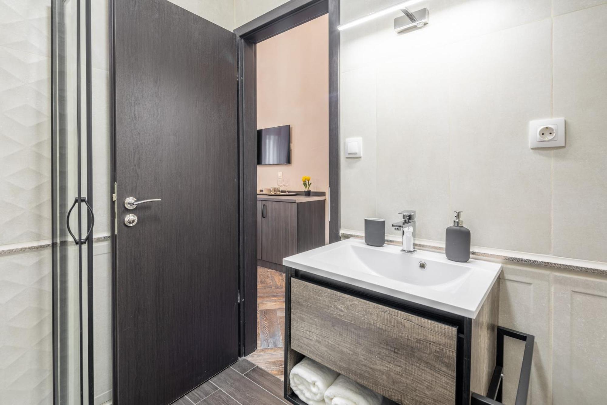 Budapest Marvelous Apartment In Andrassy Boulevard Bagian luar foto